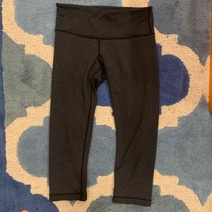 Lululemon cropped black leggings